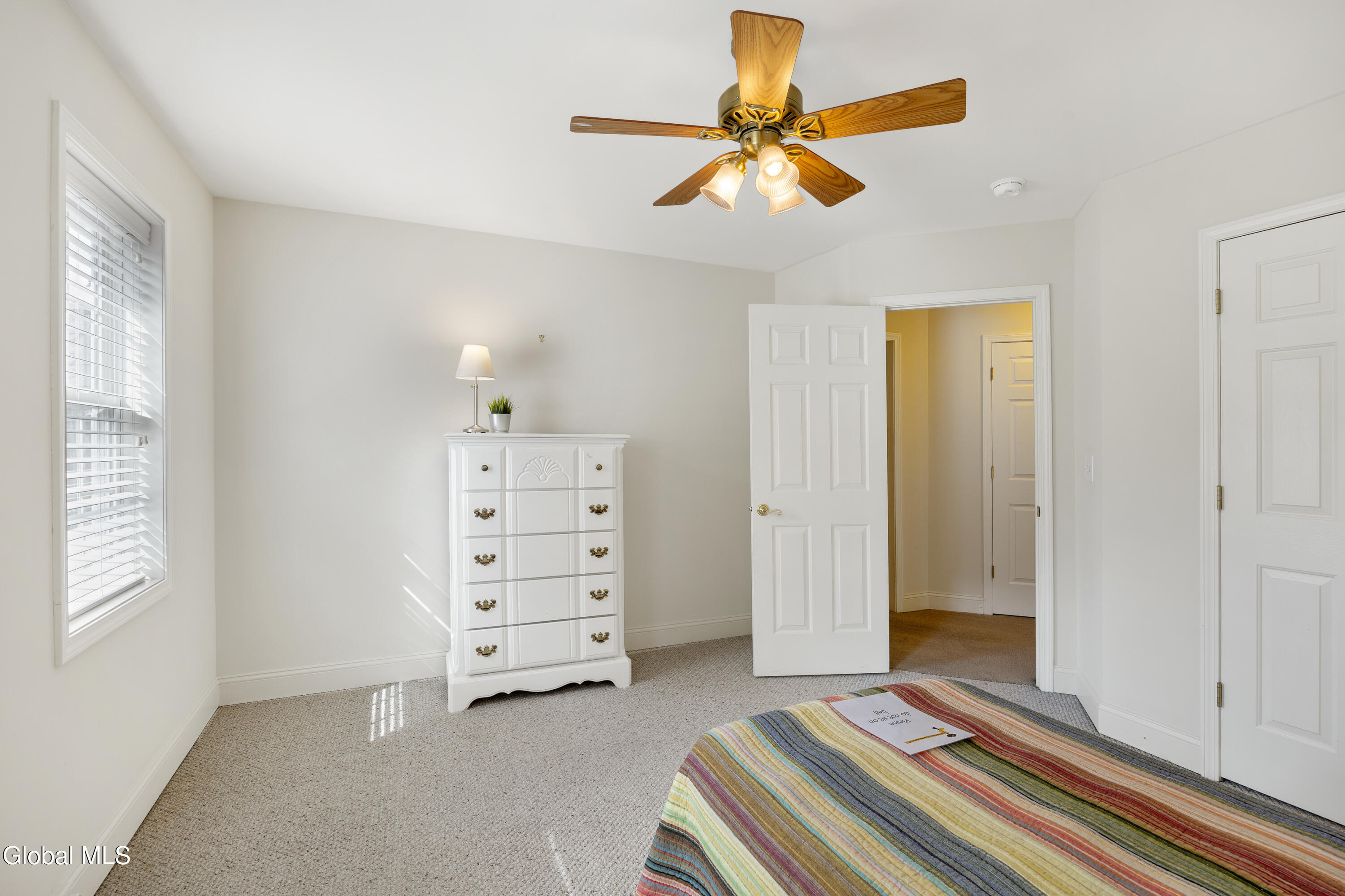 87 Jessica Lane Niskayuna NY 12309