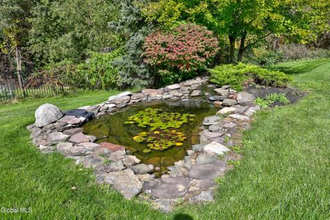 87 Jessica Lane Niskayuna NY 12309