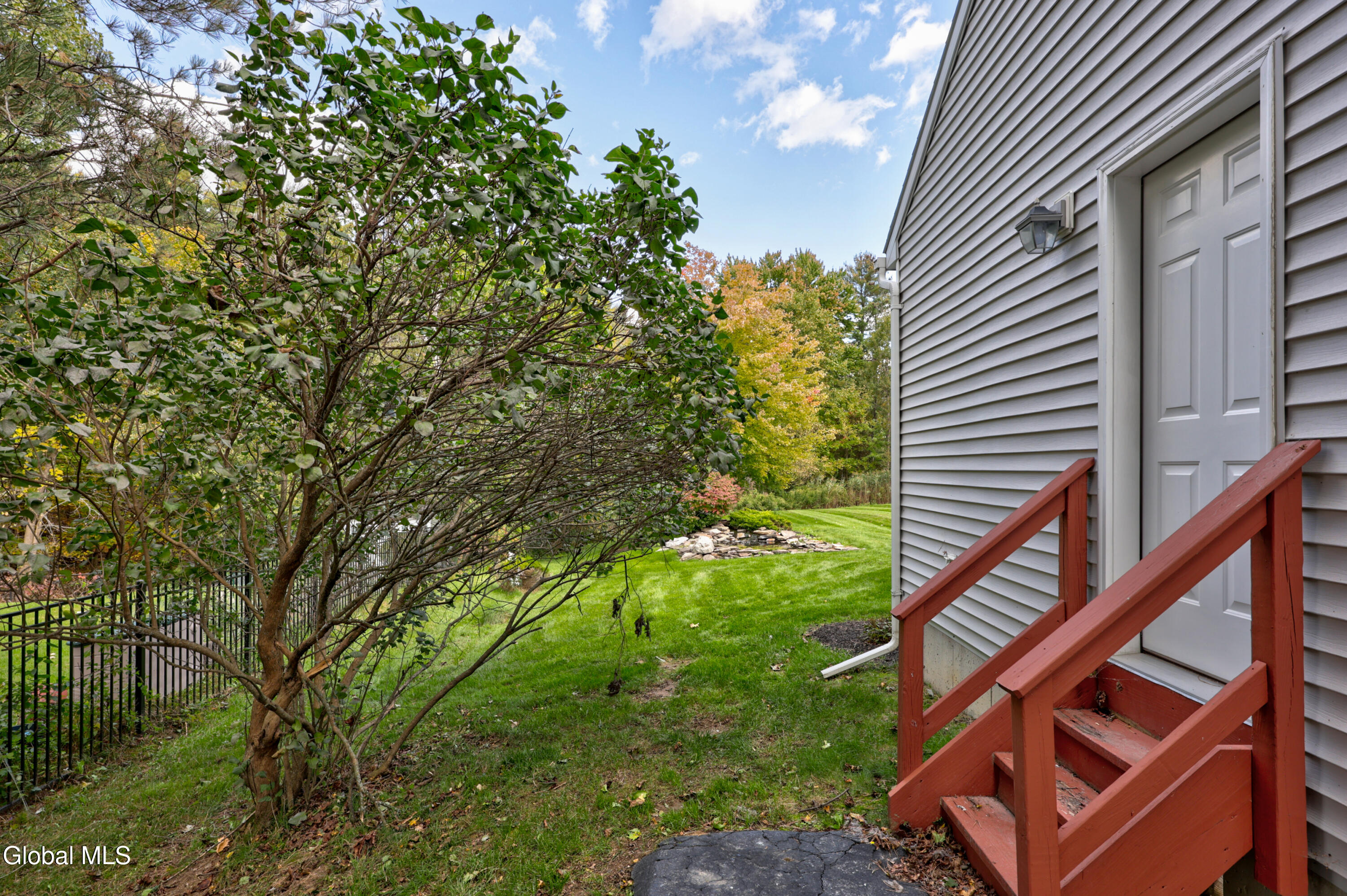 87 Jessica Lane Niskayuna NY 12309