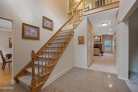 87 Jessica Lane Niskayuna NY 12309
