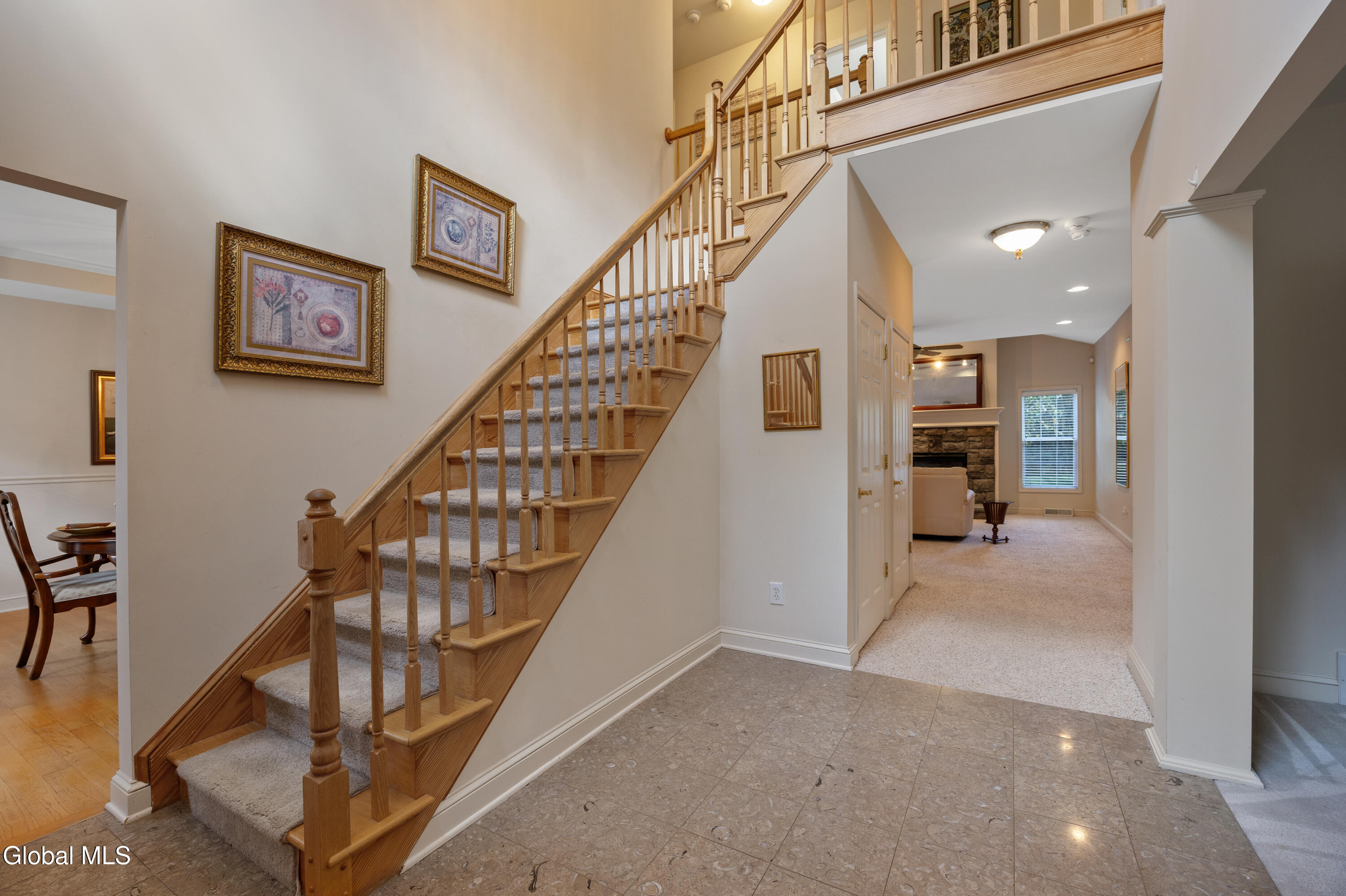 87 Jessica Lane Niskayuna NY 12309