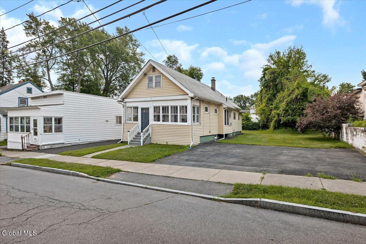 17 Tremont Street Albany NY 12205