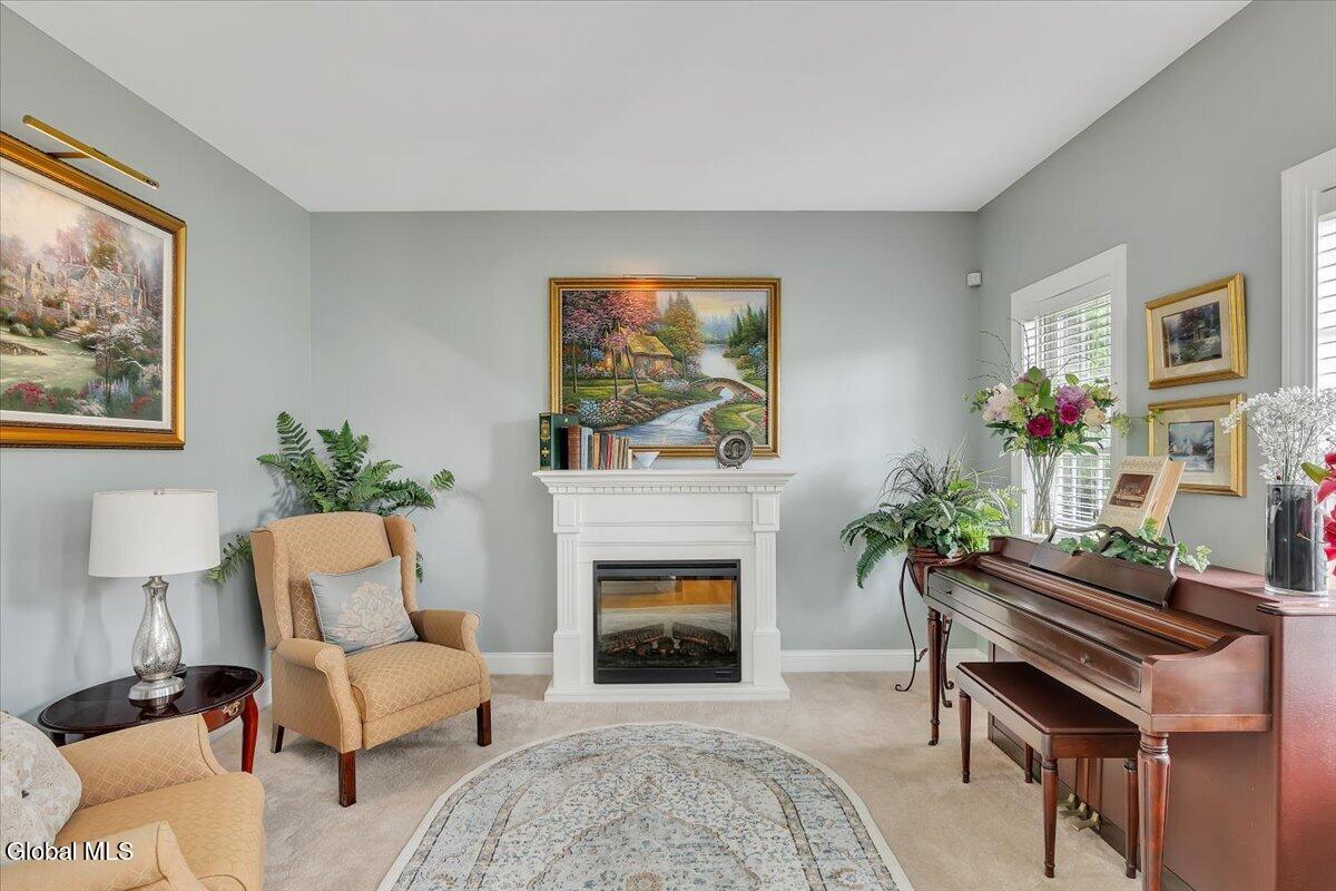 33 Praise Lane Glenville NY 12302