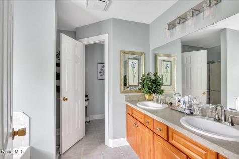 33 Praise Lane Glenville NY 12302