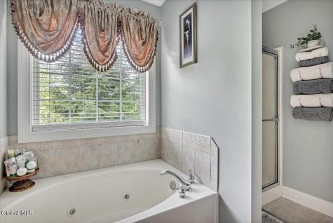 33 Praise Lane Glenville NY 12302