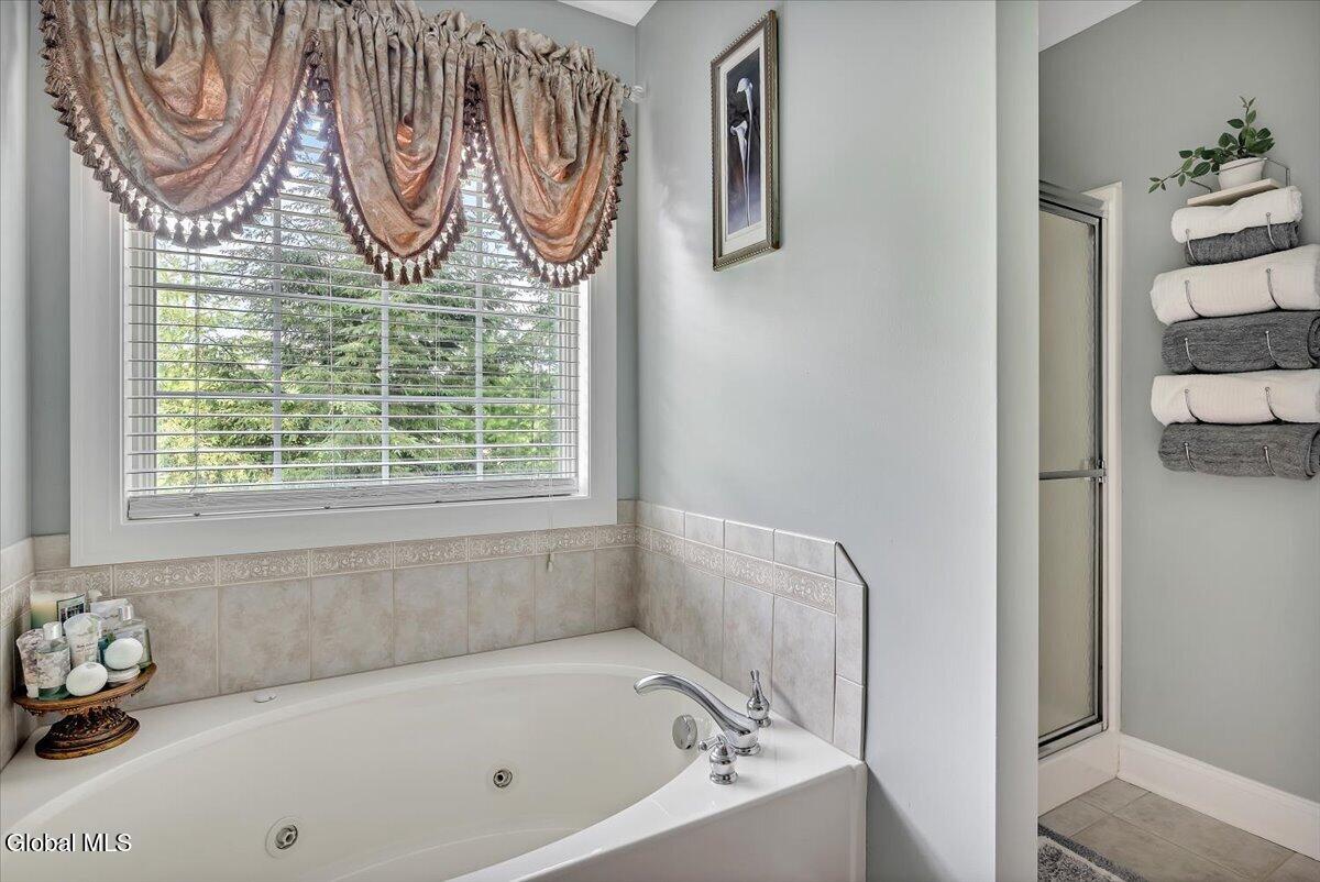 33 Praise Lane Glenville NY 12302