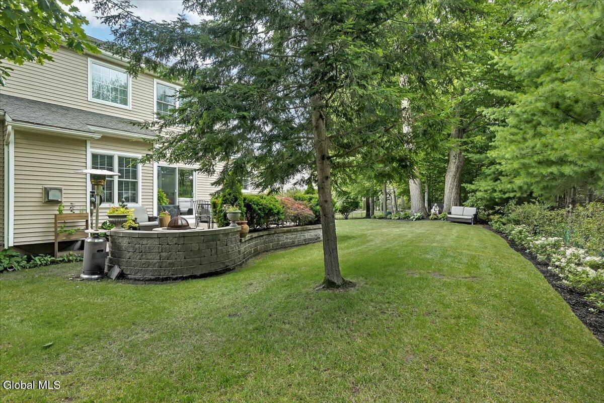 33 Praise Lane Glenville NY 12302