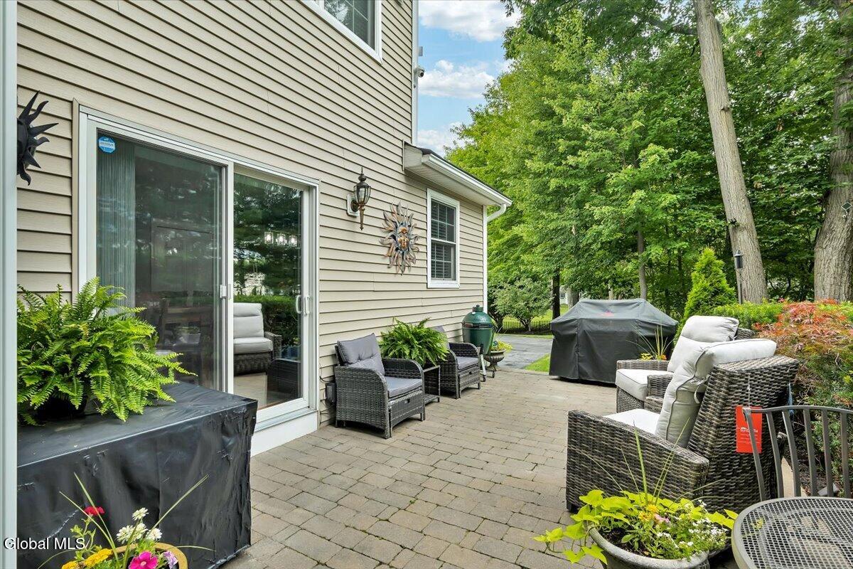 33 Praise Lane Glenville NY 12302