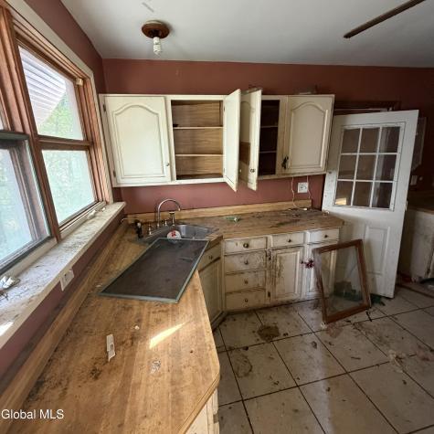 1110 Chrisler Avenue Schenectady NY 12303