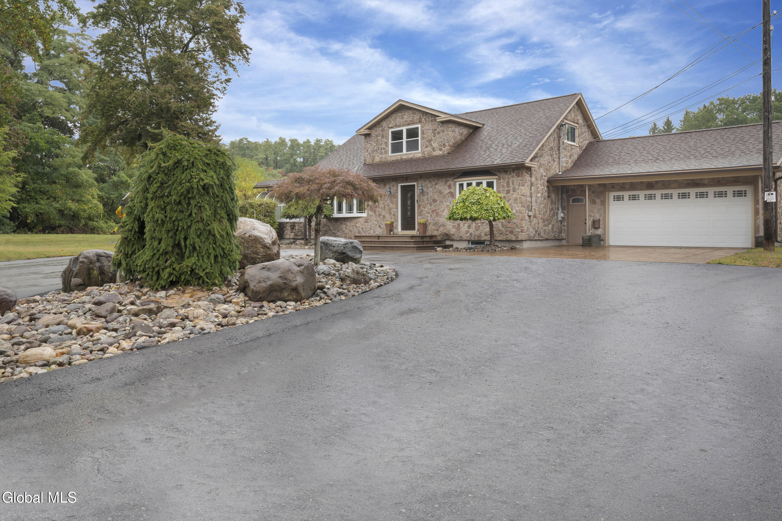 200 Maeotsa Lane Altamont NY 12009