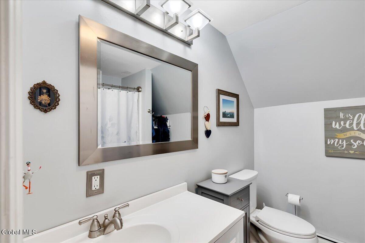 53 N Nassau Lane Averill Park NY 12018