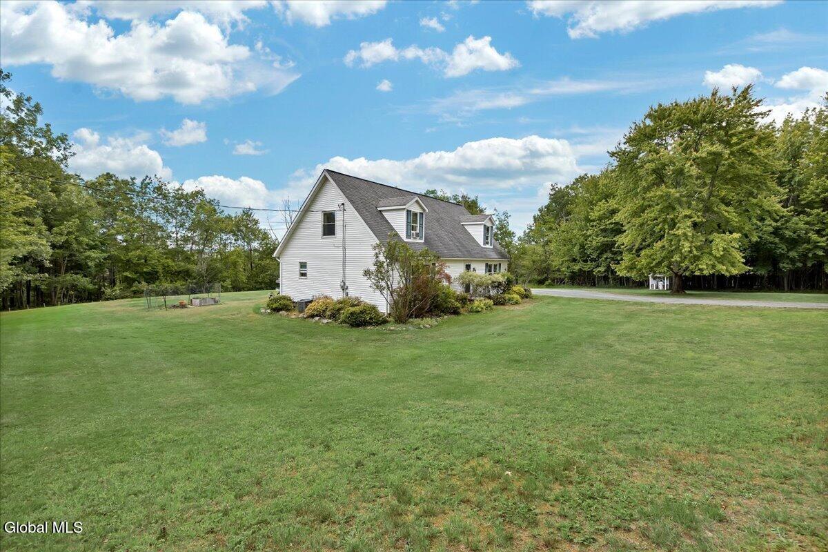 53 N Nassau Lane Averill Park NY 12018