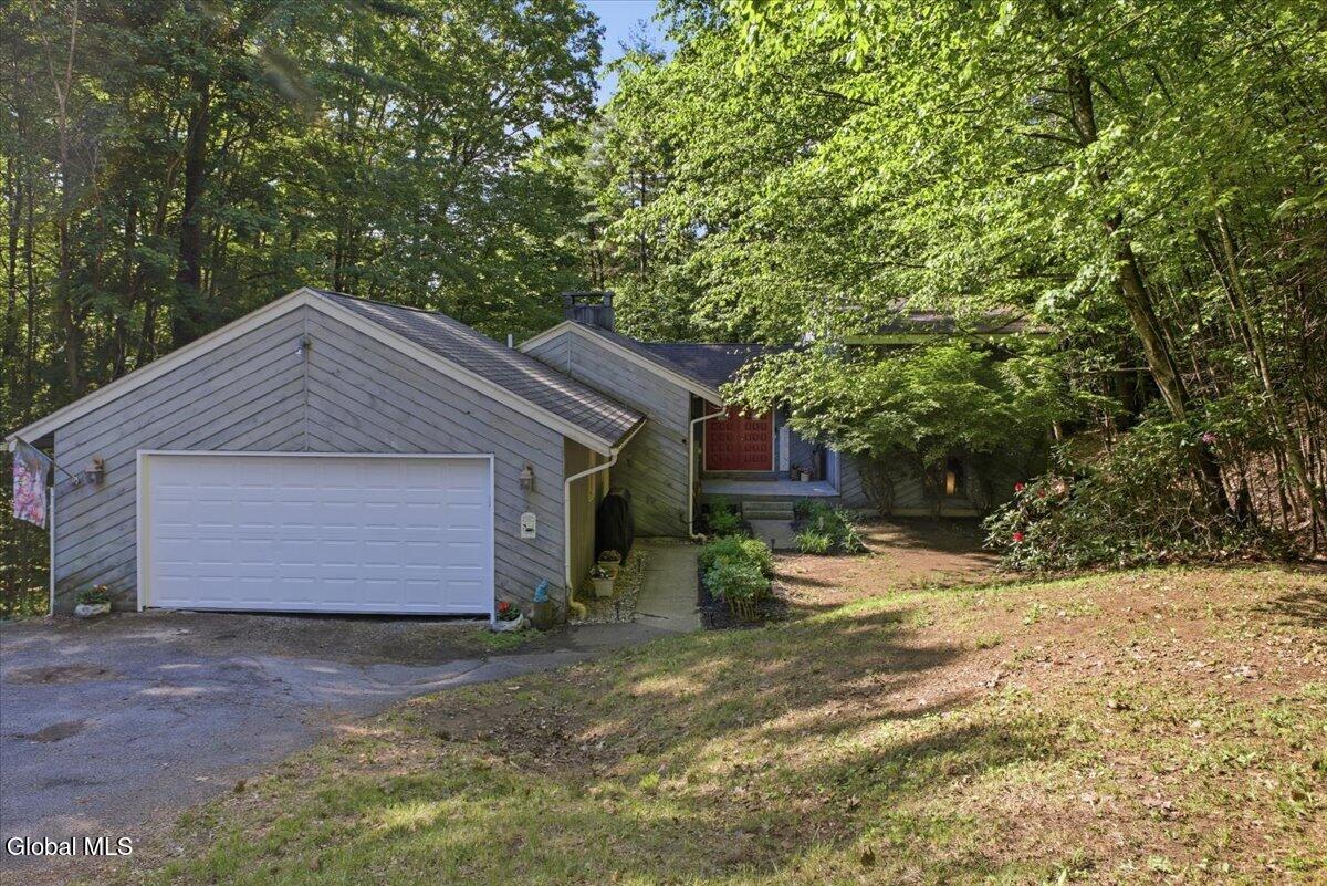 54 Carriage Hill Road Diamond Point NY 12824