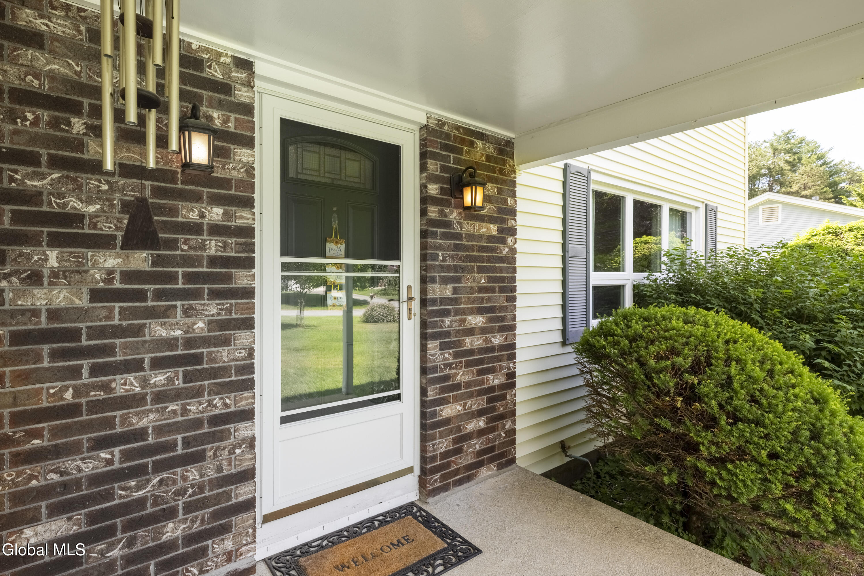 11 Sweetbriar Lane Queensbury NY 12804