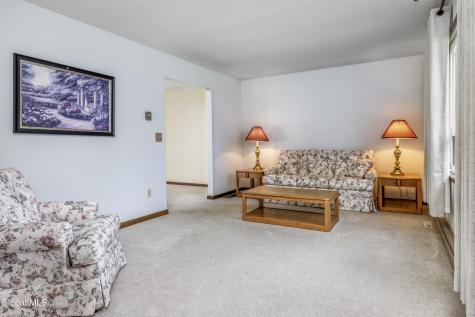 11 Sweetbriar Lane Queensbury NY 12804