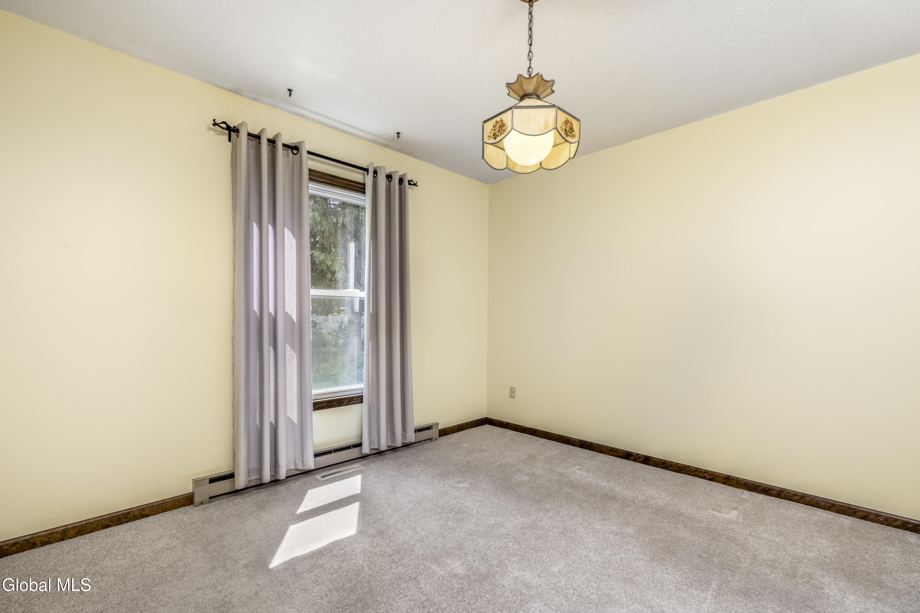 11 Sweetbriar Lane Queensbury NY 12804