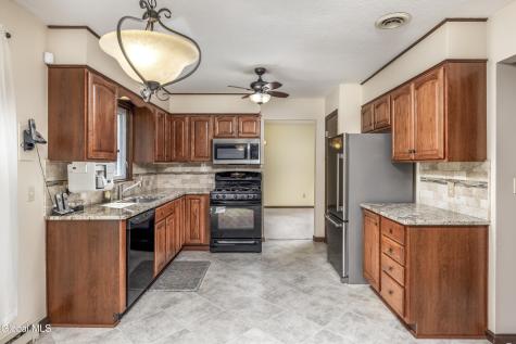 11 Sweetbriar Lane Queensbury NY 12804