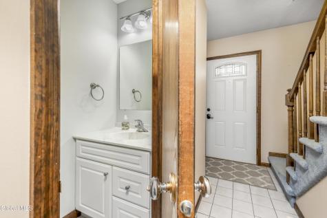 11 Sweetbriar Lane Queensbury NY 12804
