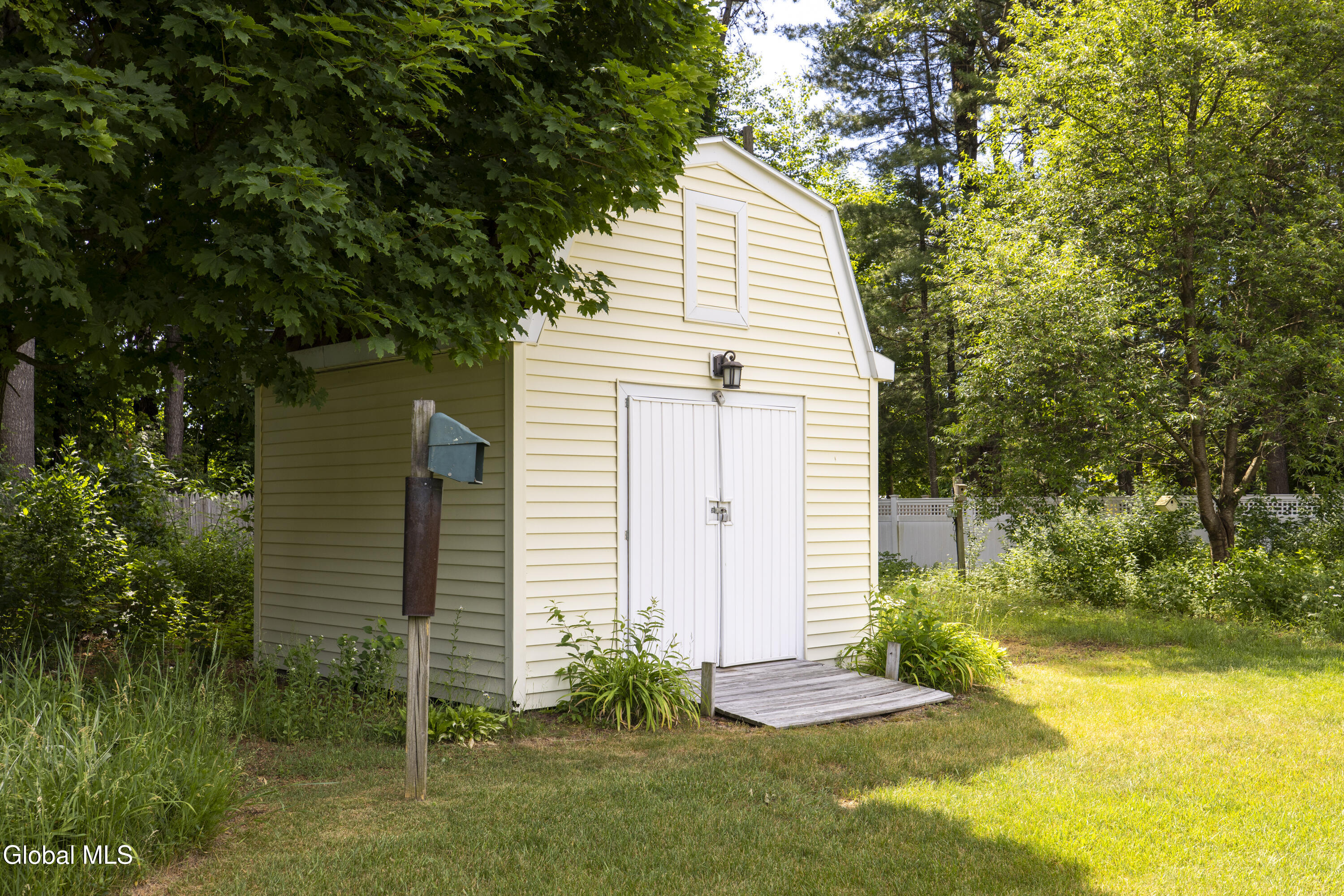 11 Sweetbriar Lane Queensbury NY 12804