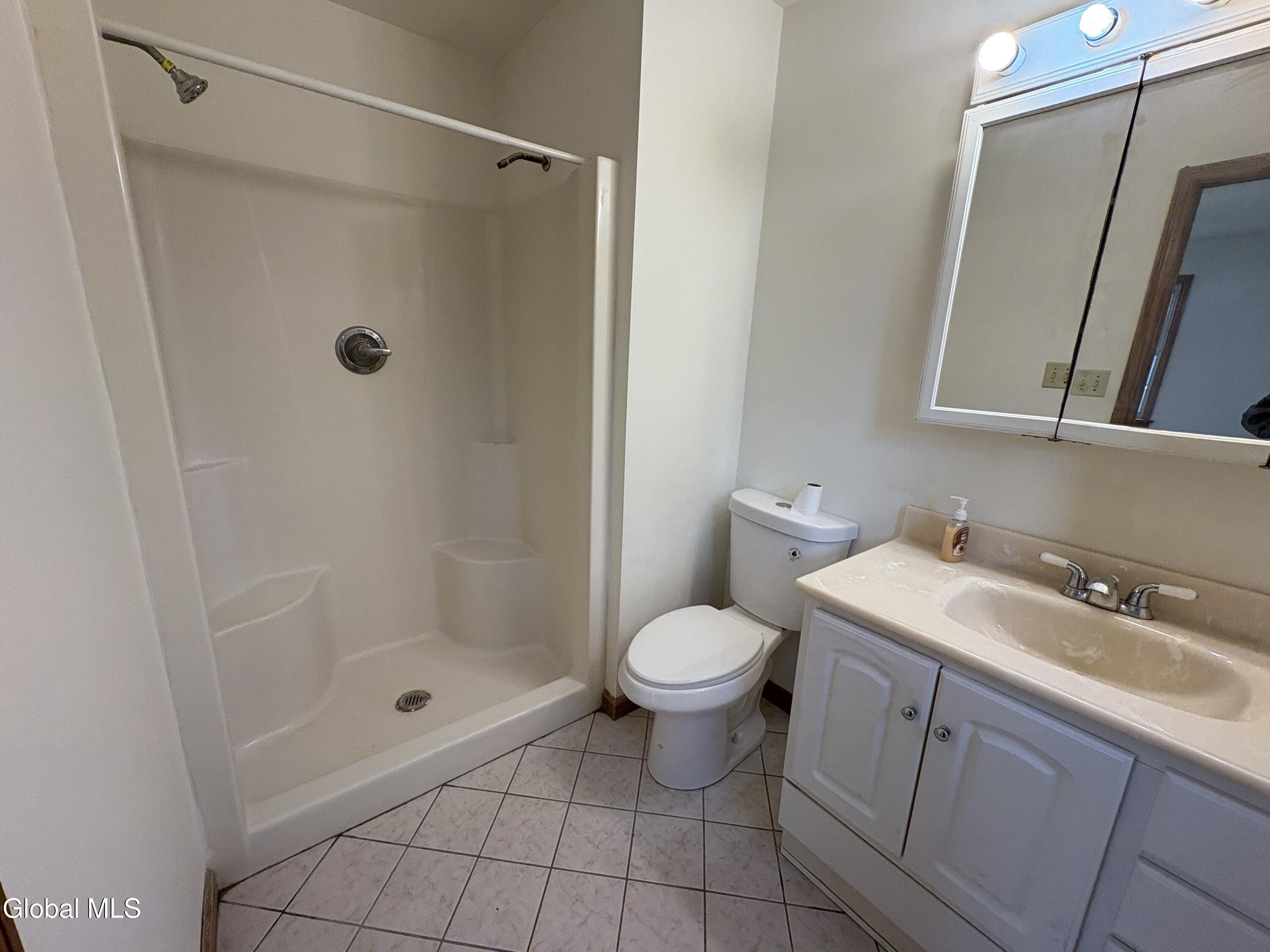 418 High Rock Road New Baltimore NY 12192