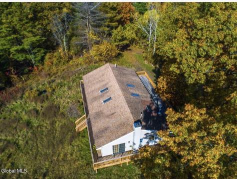 418 High Rock Road New Baltimore NY 12192
