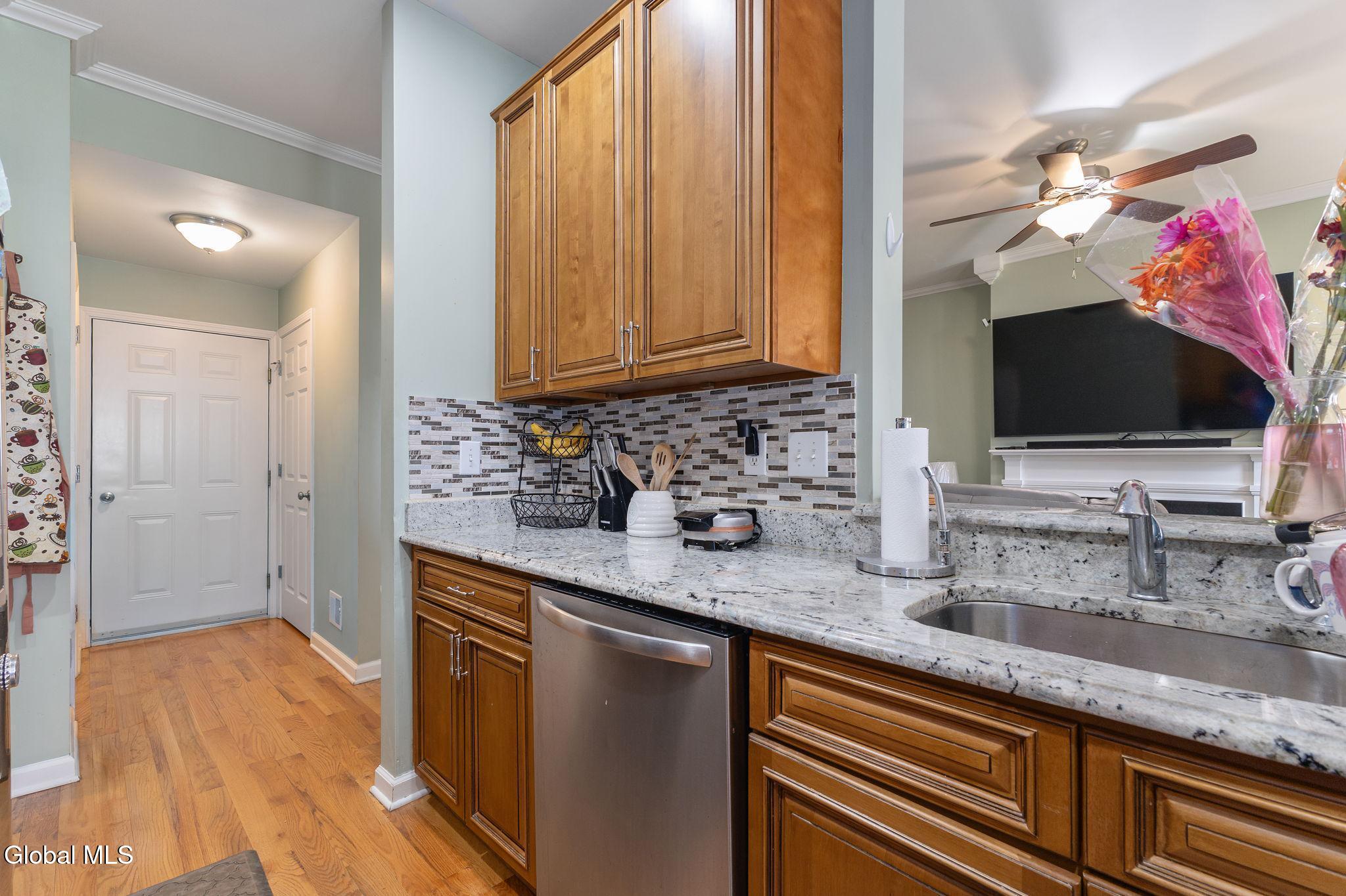 14 Amalia Lane Rensselaer NY 12144