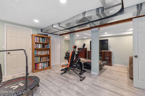 14 Amalia Lane Rensselaer NY 12144