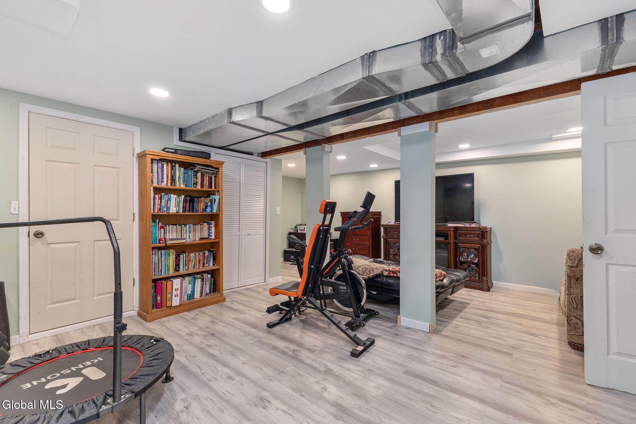 14 Amalia Lane Rensselaer NY 12144