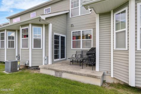 14 Amalia Lane Rensselaer NY 12144