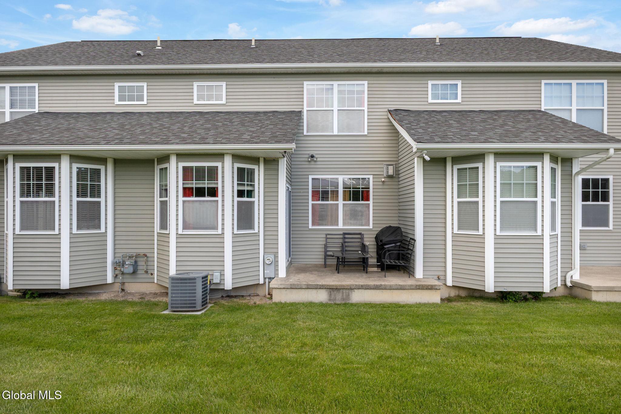 14 Amalia Lane Rensselaer NY 12144