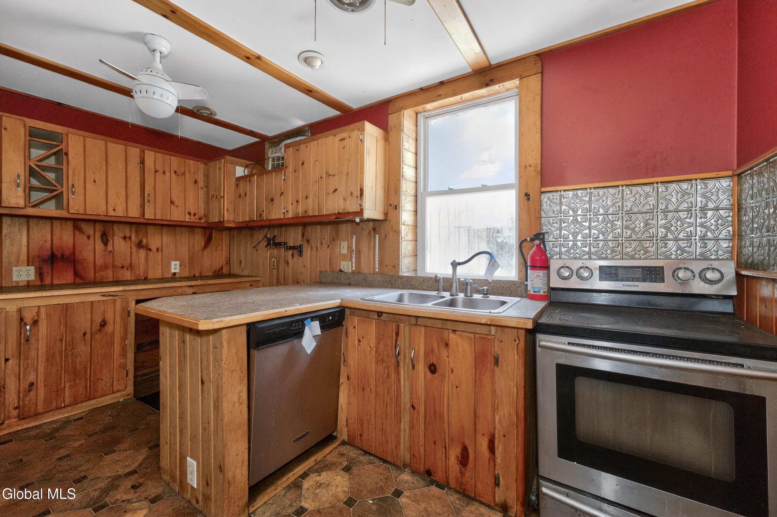 62 Mccrea Street Fort Edward NY 12828