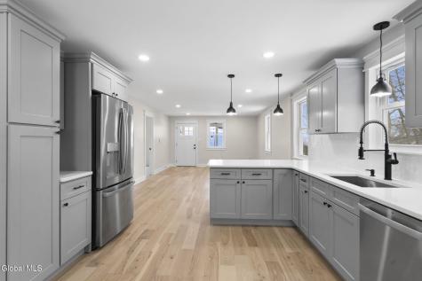 14 Park Way Castleton On Hudson NY 12033