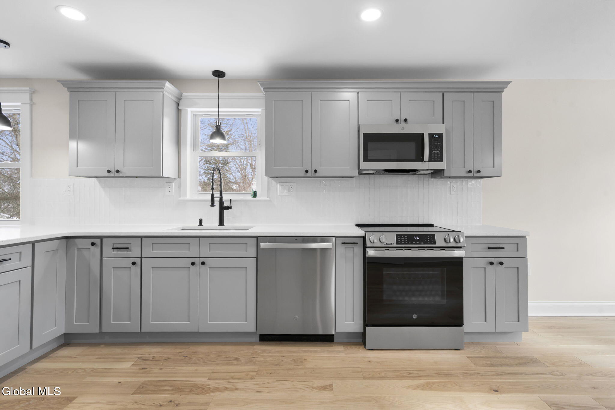 14 Park Way Castleton On Hudson NY 12033