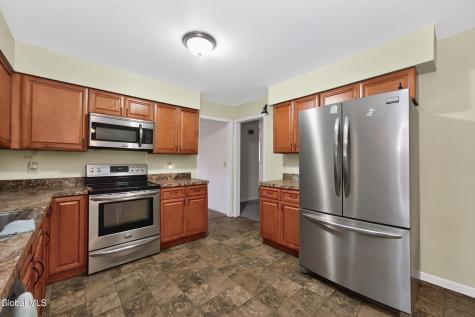 13 Rolling Brook Drive Clifton Park NY 12065
