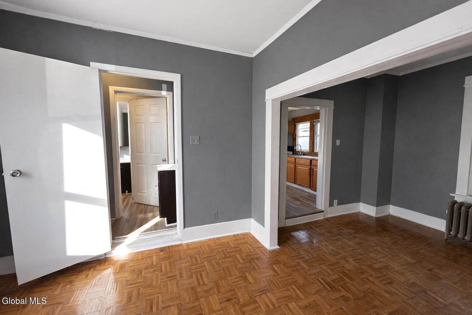 11 Landon Terrace Schenectady NY 12308