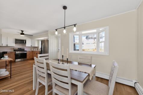 35 Knob Hill Road Albany NY 12211