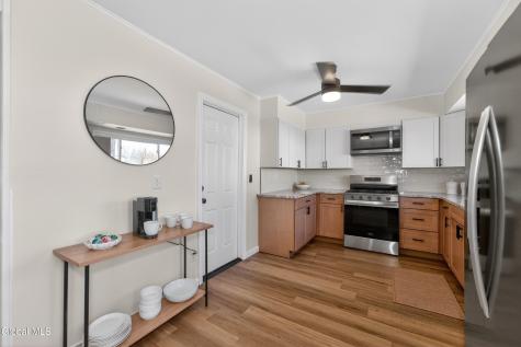 35 Knob Hill Road Albany NY 12211
