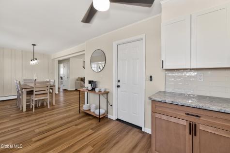 35 Knob Hill Road Albany NY 12211