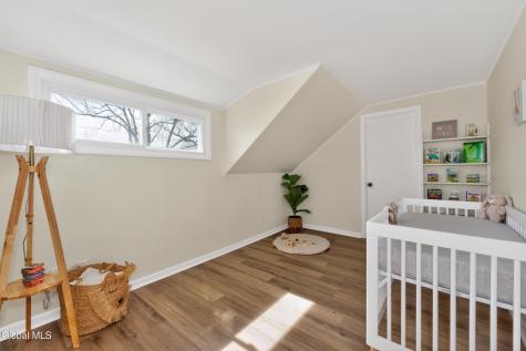 35 Knob Hill Road Albany NY 12211