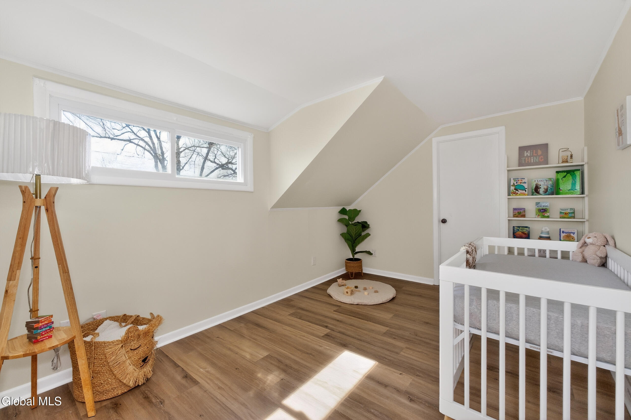 35 Knob Hill Road Albany NY 12211
