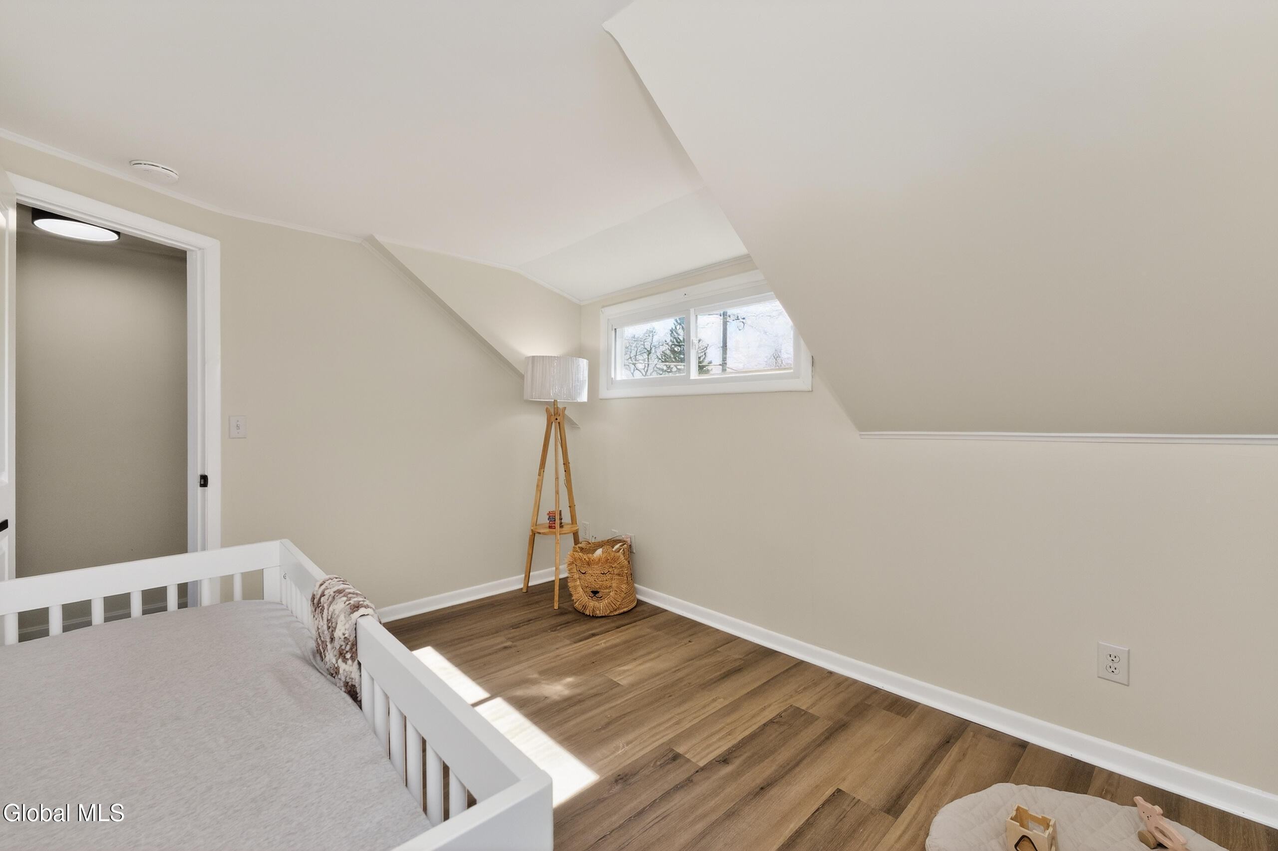 35 Knob Hill Road Albany NY 12211