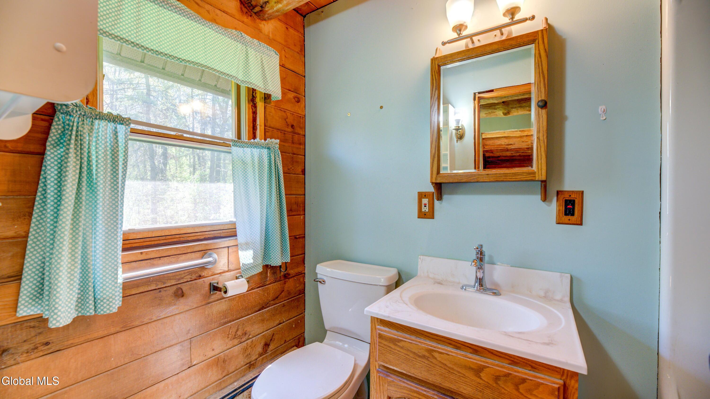 180 State Highway 5s Pattersonville NY 12137