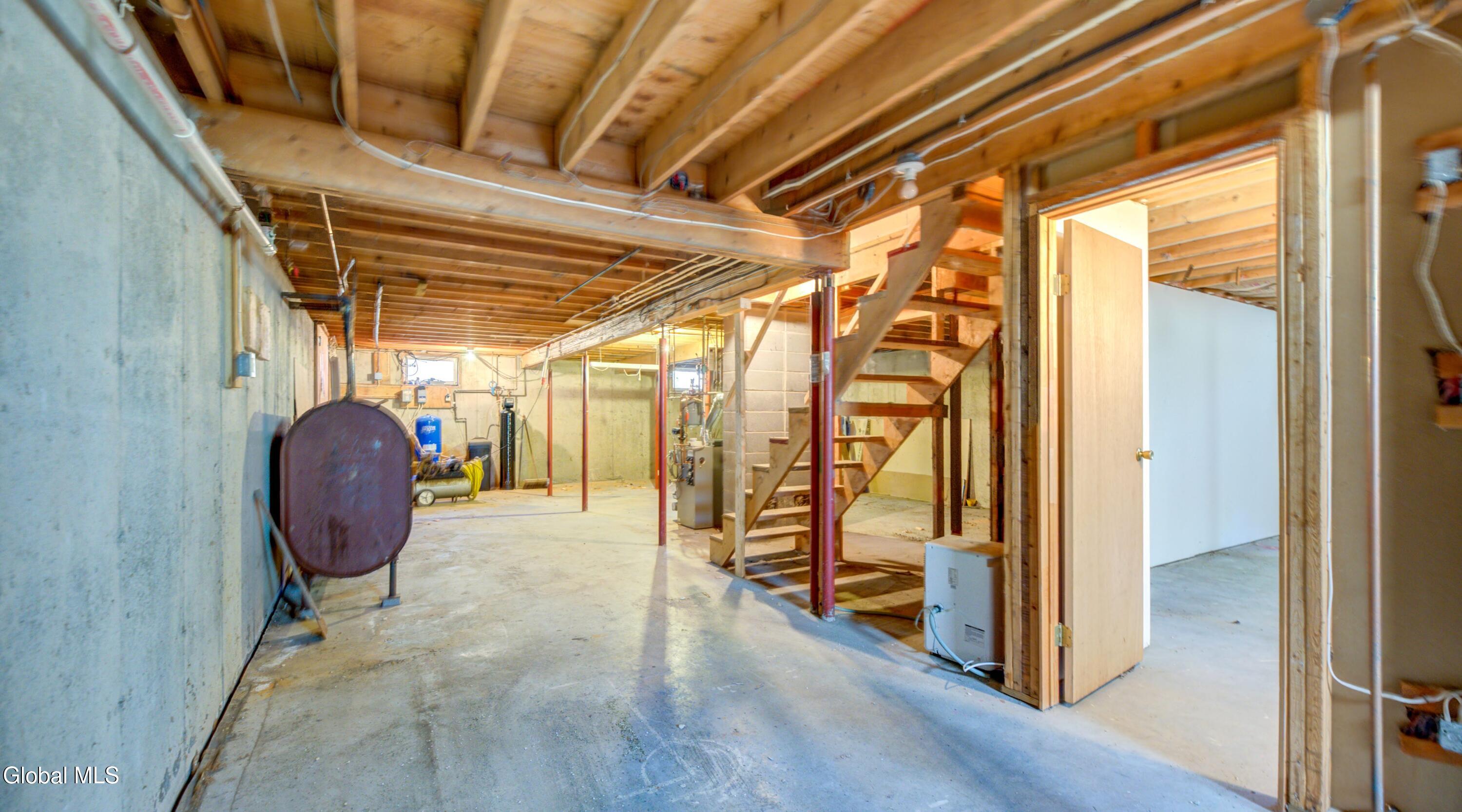180 State Highway 5s Pattersonville NY 12137