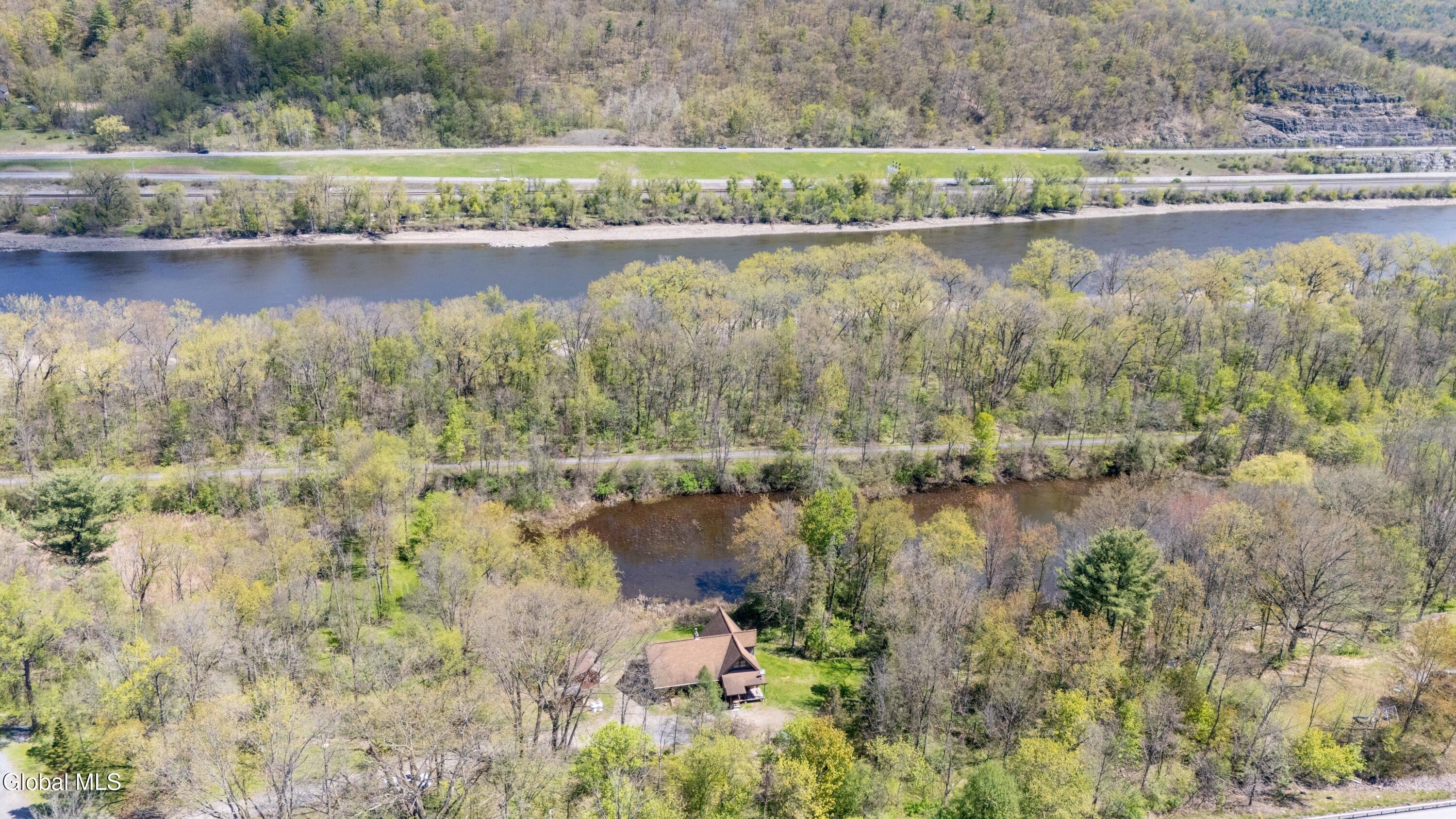 180 State Highway 5s Pattersonville NY 12137