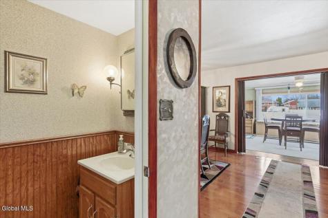30 Hopewell Street Albany NY 12208