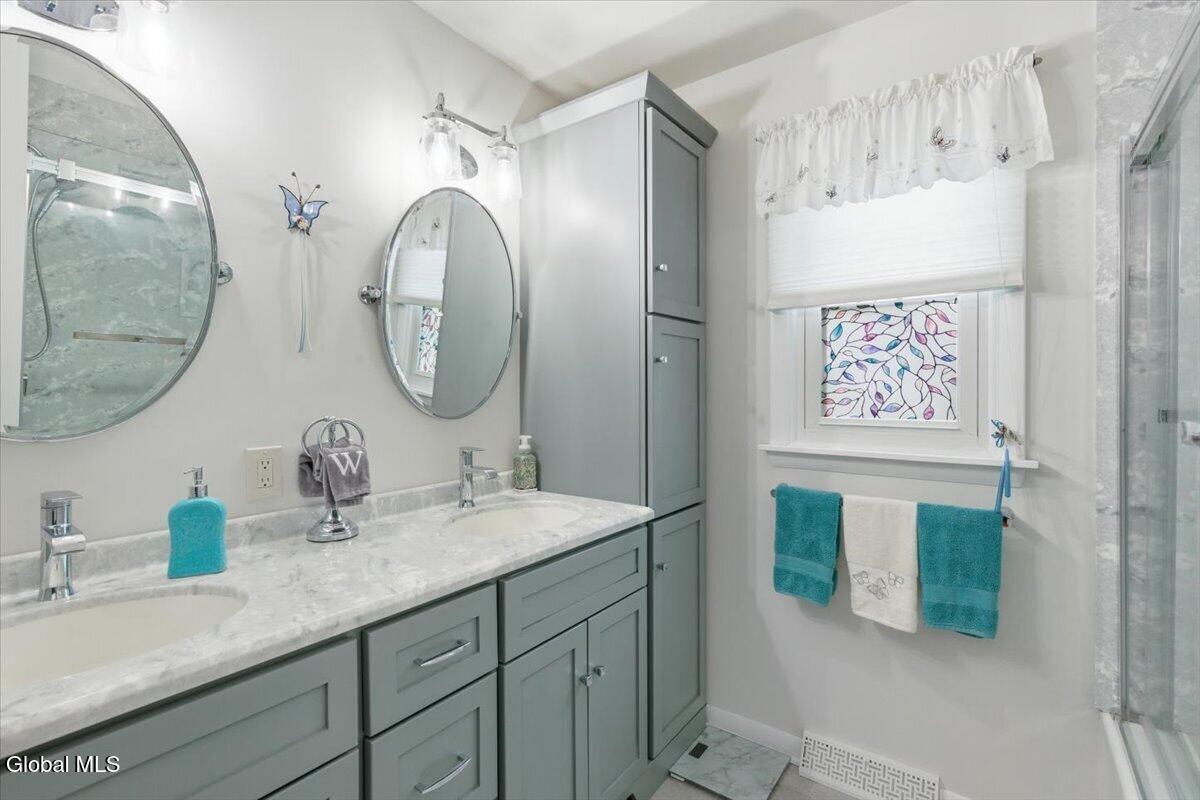 30 Hopewell Street Albany NY 12208