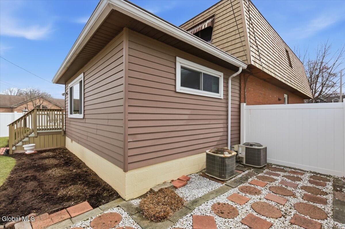 30 Hopewell Street Albany NY 12208