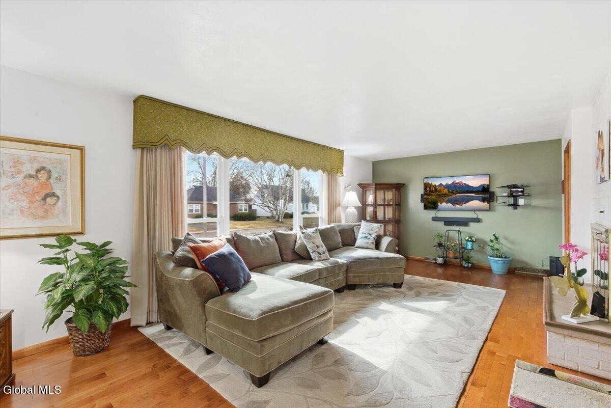 30 Hopewell Street Albany NY 12208