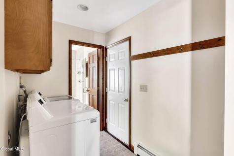 70 Longwood Drive Clifton Park NY 12065