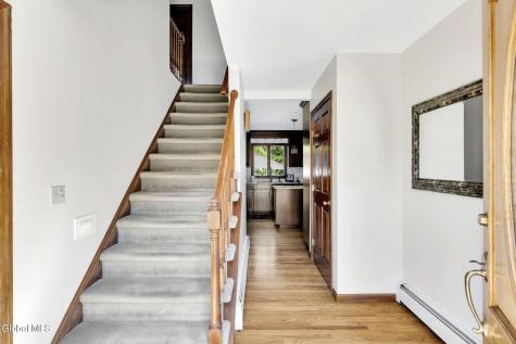 70 Longwood Drive Clifton Park NY 12065